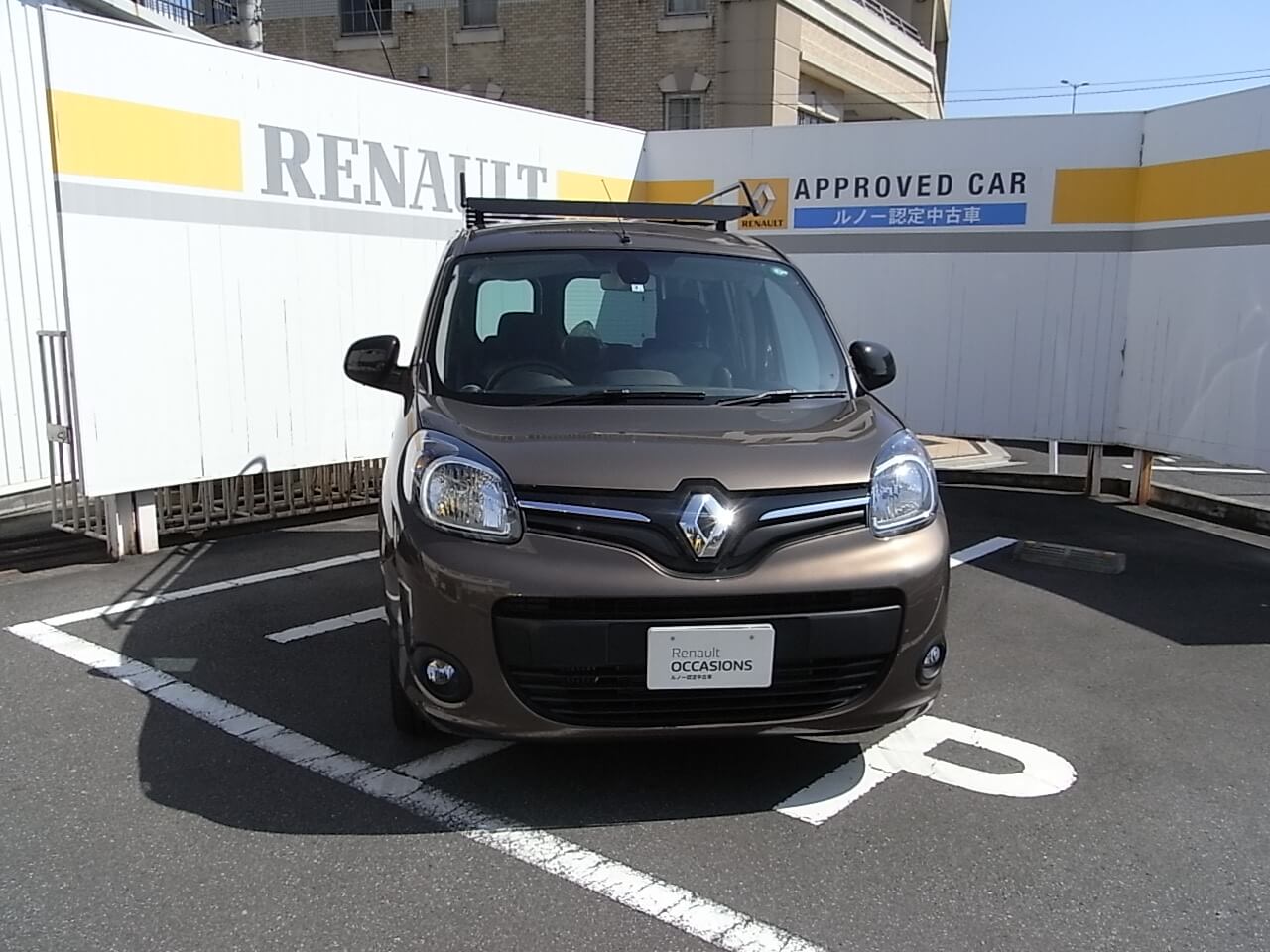 Renault Japon ルノー練馬 認定中古車 カングーzen マロン ショコラm 6速edc 販売中