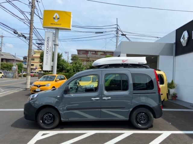 ルーフボックス取付!】カングー クルール グリアーバン【お洒落 ルーフボックス取付!】カングー クルール グリアーバン【お洒落